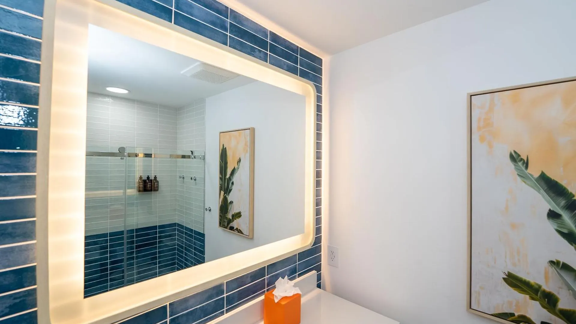**** Hotel Sunshine Suites Resort West Bay Cayman Islands