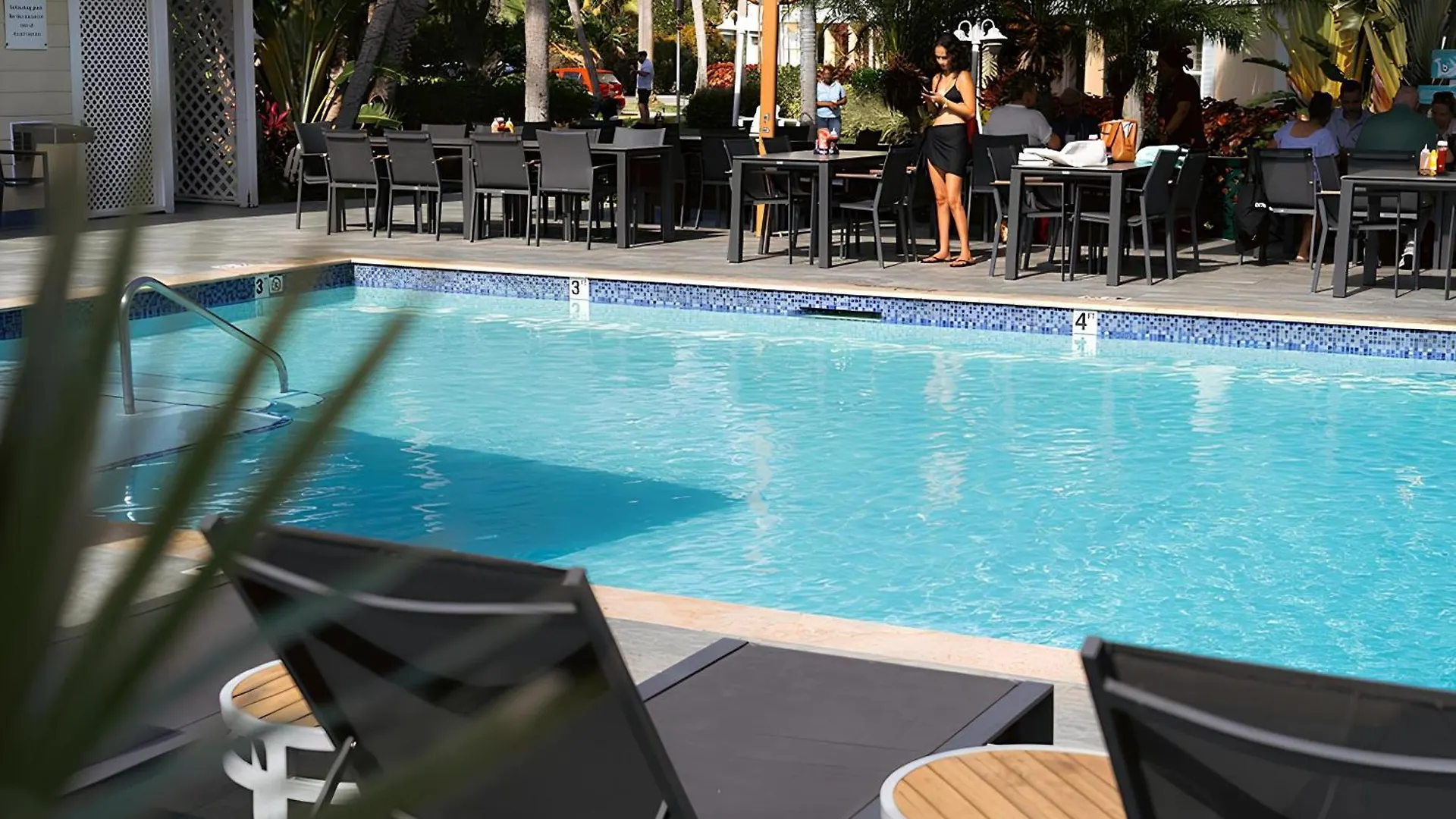 **** Hotel Sunshine Suites Resort West Bay Isole Cayman
