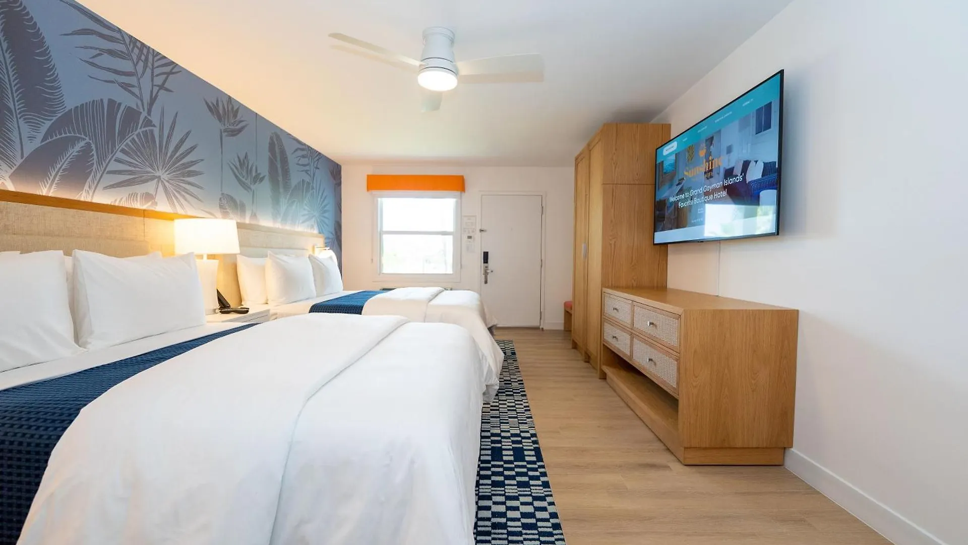 Sunshine Suites Resort West Bay 4*,