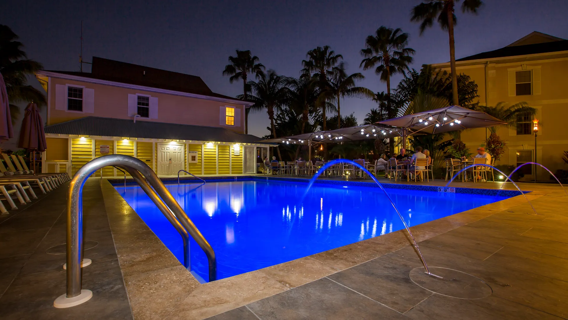 Hotel Sunshine Suites Resort West Bay